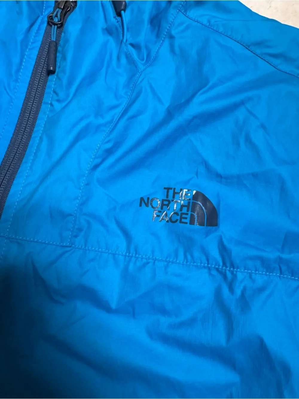 The North Face Men’s Blue Hooded Windbreaker Jacket